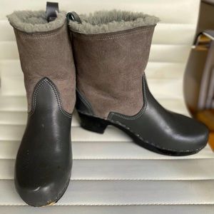 Sven 7” Shearling Lined Clog Boots, Steel, 42